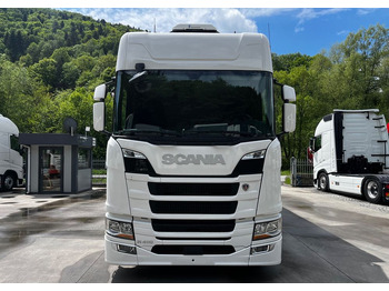 Camión lona Scania R410 // 2018 Rok 6x2 // Retarder // Automat // Led // Navi // 77 //: foto 2