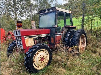 Tractor INTERNATIONAL