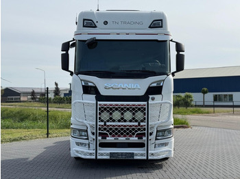 Cabeza tractora Scania S580 V8 NGS VOLLUCHT, PTO, LEER, RETARDER, TV, 3.15WB, BULLBAR.: foto 4