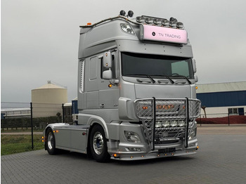 Cabeza tractora DAF XF 530