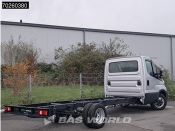 Furgoneta nuevo Iveco Daily 35C21 Neu! 3.0L 2025-Modell Automatik 210PS Radstand 410 Fahrgestell Doppelbereifung LED ACC Klima Euro6 Chassis A/C: foto 2 Furgoneta nuevo Iveco Daily 35C21 Neu! 3.0L 2025-Modell Automatik 210PS Radstand 410 Fahrgestell Doppelbereifung LED ACC Klima Euro6 Chassis A/C: foto 2