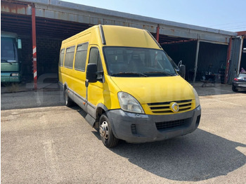 Autobús escolar IVECO Daily