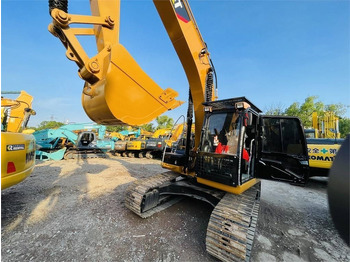 Excavadora de cadenas CAT 320D2L: foto 2