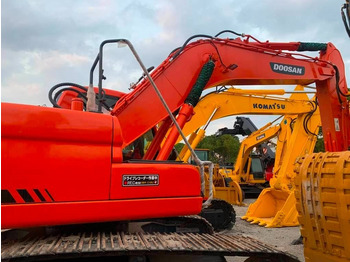 Excavadora de cadenas DOOSAN DX225LC
