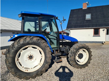 Tractor NEW HOLLAND TL100