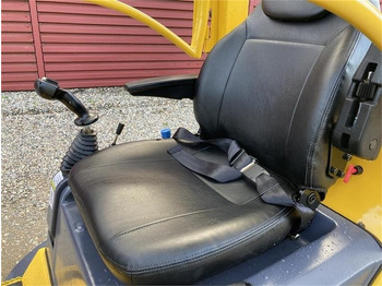 Leasing para Eurotrac W11 med lang arm, skovl og gafler  Eurotrac W11 med lang arm, skovl og gafler: foto 4