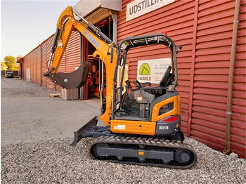 Miniexcavadora XCMG XE27E