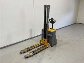 Apilador Jungheinrich EMD 118: foto 4 Apilador Jungheinrich EMD 118: foto 4