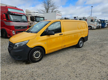 Furgoneta pequeña MERCEDES-BENZ Vito 114