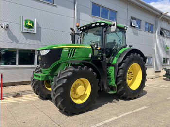 Tractor JOHN DEERE 6215R