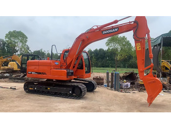 Excavadora de cadenas DOOSAN DX150