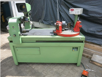 Máquina para metal