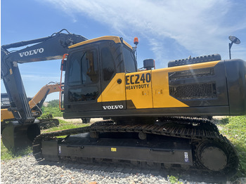 Excavadora de cadenas VOLVO EC240
