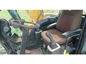 Excavadora de ruedas JCB: foto 3