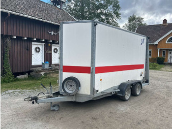 Remolque caja cerrada IFOR WILLIAMS