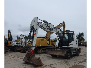 Excavadora de ruedas LIEBHERR A 914