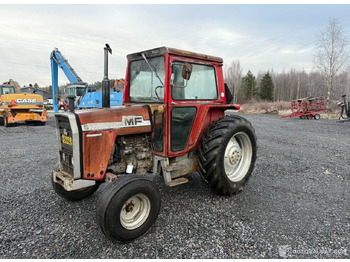 Tractor MASSEY FERGUSON 1000 series