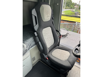 Cabina e interior FORD