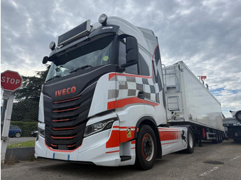 Cabeza tractora IVECO S-WAY