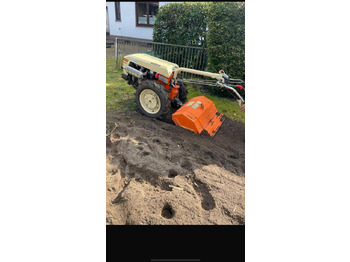 Tractor HOLDER