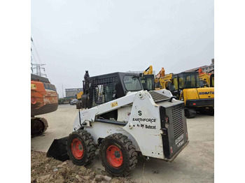 Minicargadora BOBCAT S16