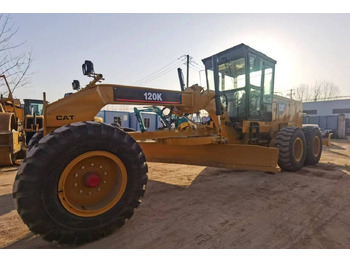 Grader Caterpillar 120K: foto 3