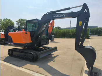 Miniexcavadora DOOSAN DX60
