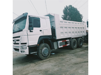 Camión volquete SINOTRUK HOWO 6x4: foto 4