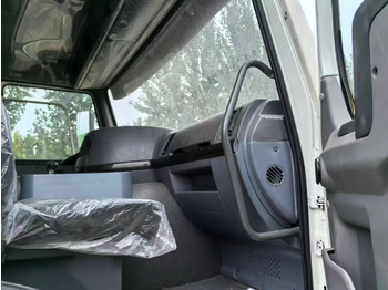 Camión frigorífico SINOTRUK HOWO 6x4: foto 5