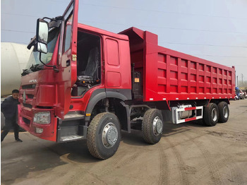 Camión volquete SINOTRUK HOWO