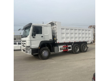 Camión volquete SINOTRUK HOWO