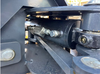 Pinza de manipulación Grappin coupeur pour pelle 4T à 8T: foto 5