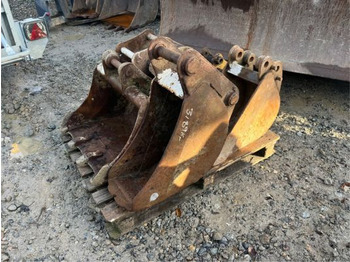 Cazo para excavadora godet de terrassement - AXE 35 MM: foto 3