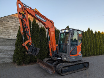 Excavadora DOOSAN DX60
