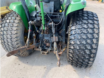 Tractor JOHN DEERE 4710: foto 5