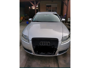 Coche AUDI