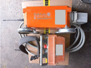 Grúa torre Liebherr crane radio control HBC FSE 524 / FST 722: foto 4