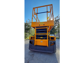 Plataforma de tijeras Compact 12: foto 2 Plataforma de tijeras Compact 12: foto 2