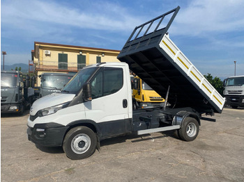 Camión volquete IVECO Daily 35C17