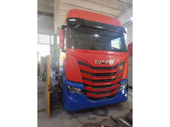 Camión chasis IVECO S-WAY