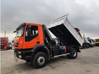 Camión grúa IVECO Trakker