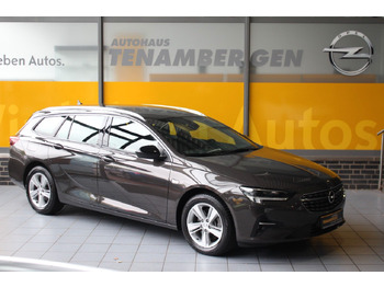 Coche familiar OPEL