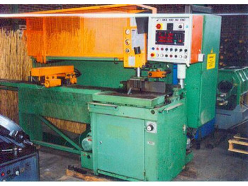 Máquina para metal