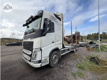 Camión forestal VOLVO FH 540