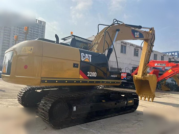 Excavadora de cadenas CATERPILLAR 320D: foto 2