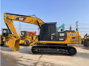 Excavadora de cadenas CATERPILLAR 320D2