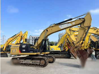 Excavadora de cadenas CATERPILLAR 323D