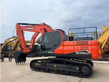Excavadora de cadenas DOOSAN DX225LC