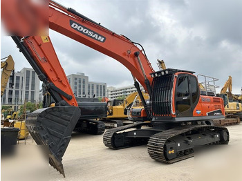 Excavadora de cadenas DOOSAN DX260 LC: foto 5
