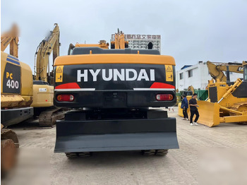 Leasing para HYUNDAI ROBEX 210W-9 HYUNDAI ROBEX 210W-9: foto 2